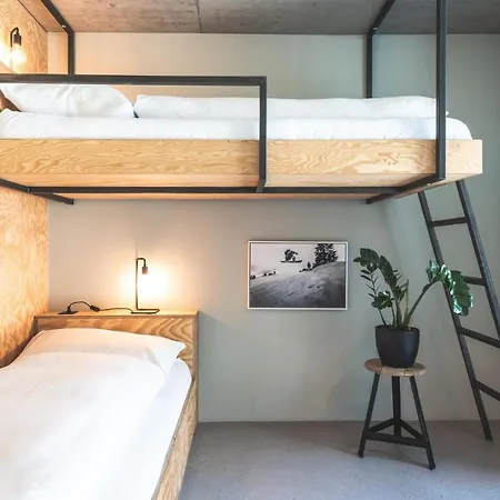 Hotel Riders