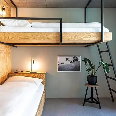 Hotel Riders